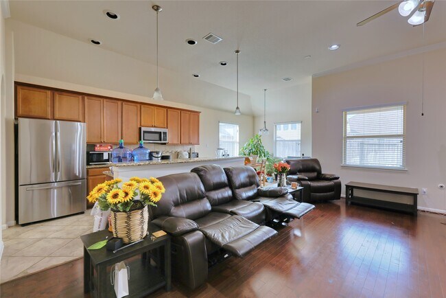 Building Photo - 27014 Stonebury Heights Ln