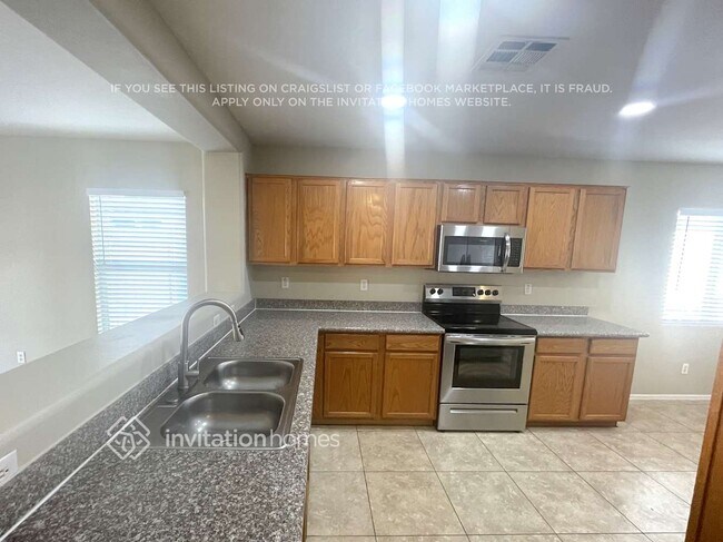 Building Photo - 22536 W Cocopah St