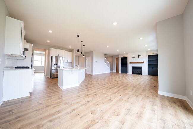 Building Photo - 10704 Bent Pne Ln