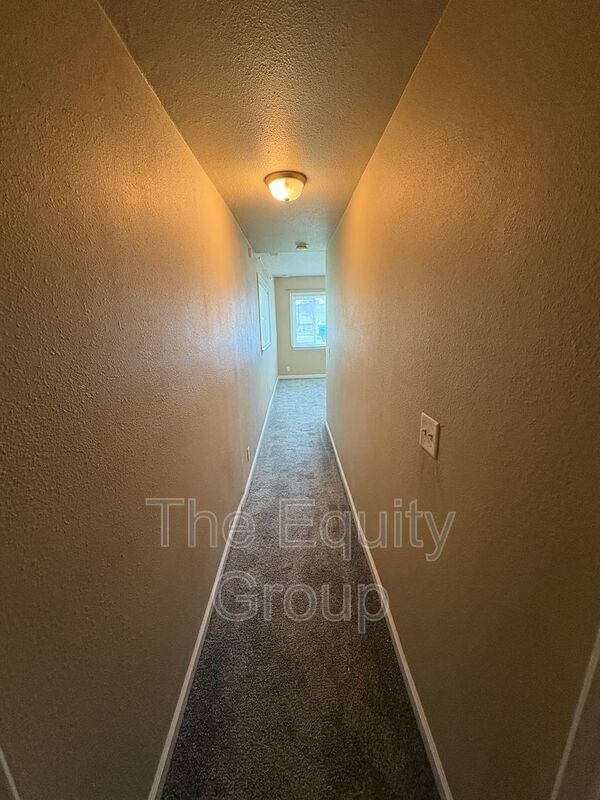 Building Photo - 600 N Dickran Dr