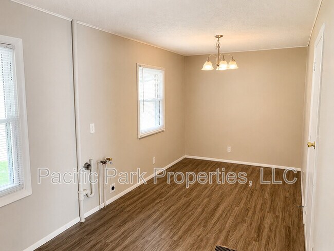 Building Photo - 2472 Sickle Rd
