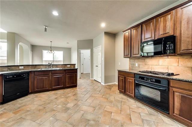 Building Photo - 9304 Regal Oaks Dr