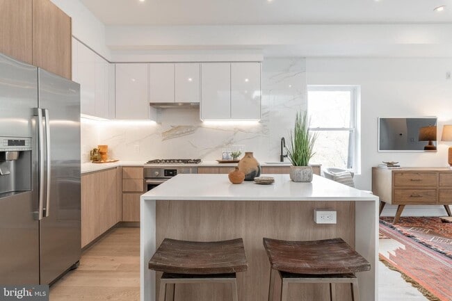 Kitchen - 4017 Davis Pl NW