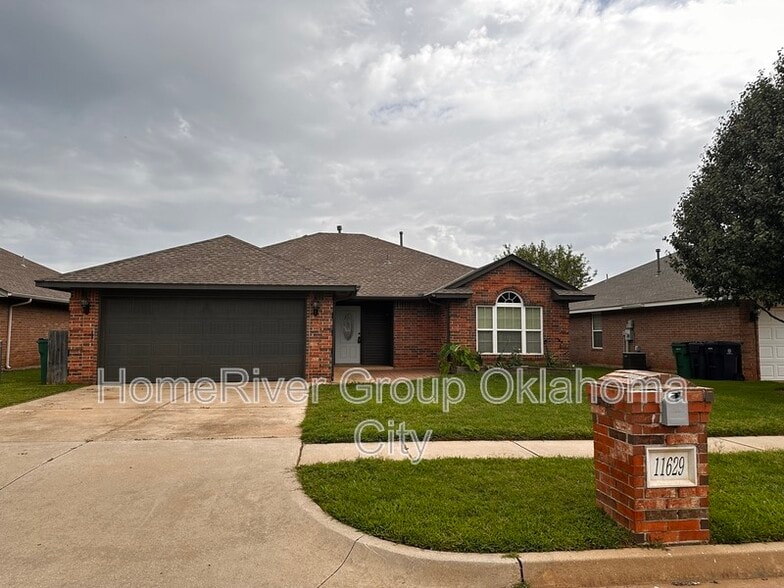 Primary Photo - 11629 SW 11th St
