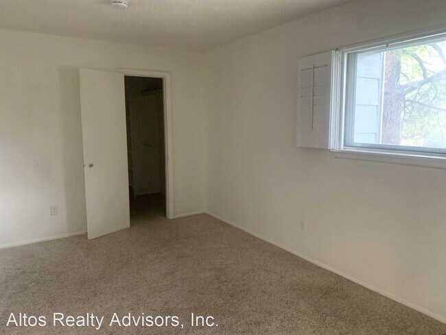 Building Photo - 3 br, 2 bath House - 2300 E Geddes Ave #H