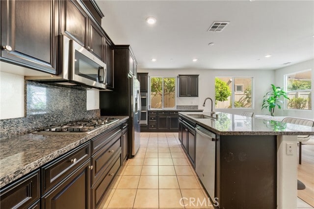 Building Photo - 6956 La Rochelle Way