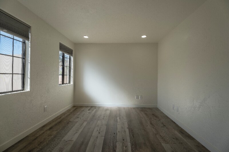 Building Photo - 73345 Royal Palm Dr