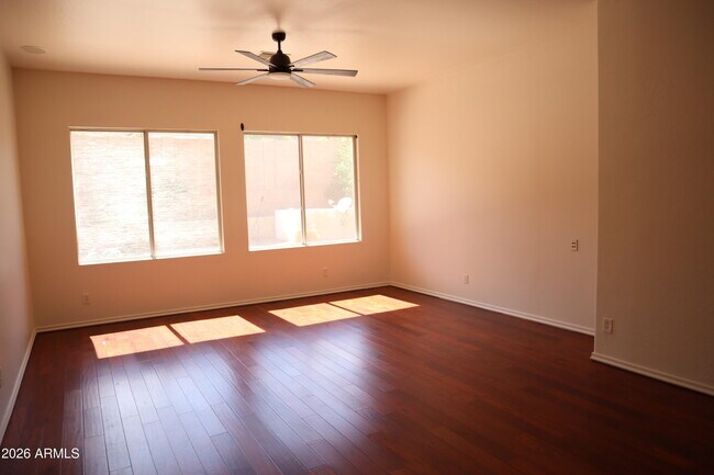 Building Photo - 3820 S Barberry Pl