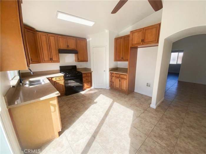 Building Photo - 14433 Green River Rd