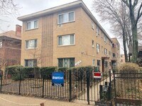 Building Photo - 1657 W Farwell Ave