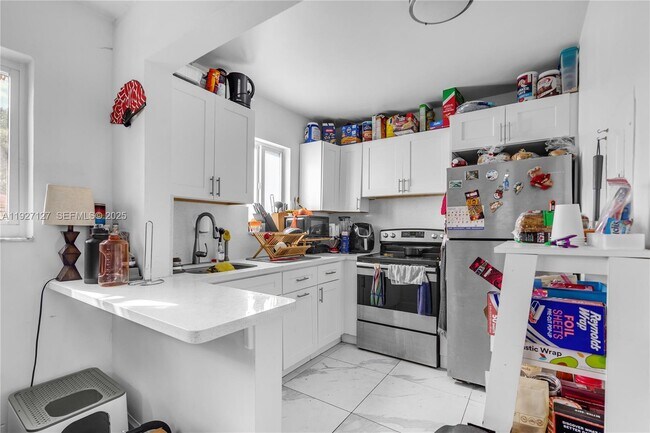 Building Photo - 3601 SW 2nd St