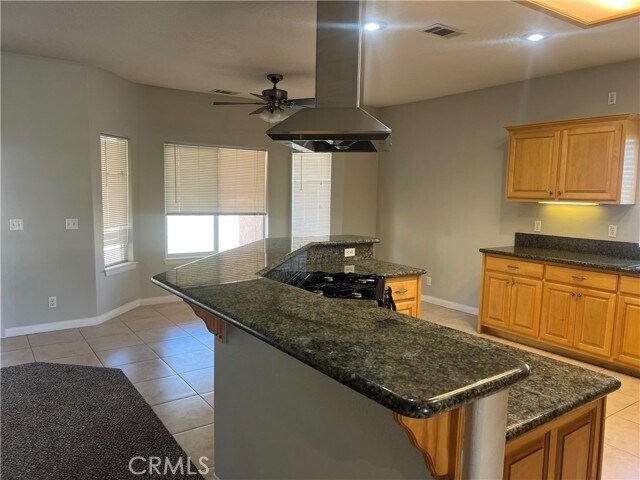 Building Photo - 26500 Silver Lakes Pkwy