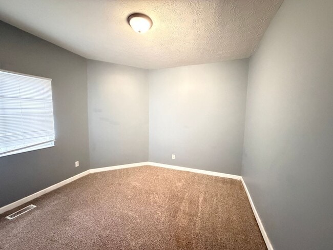 Building Photo - 1017 Laurel St