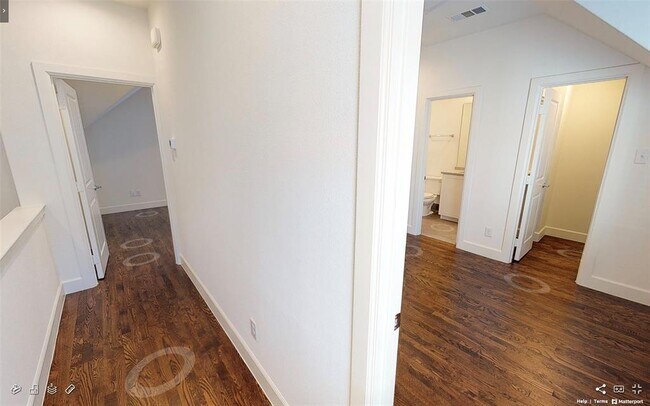 Building Photo - 3241 Rosedale Ave
