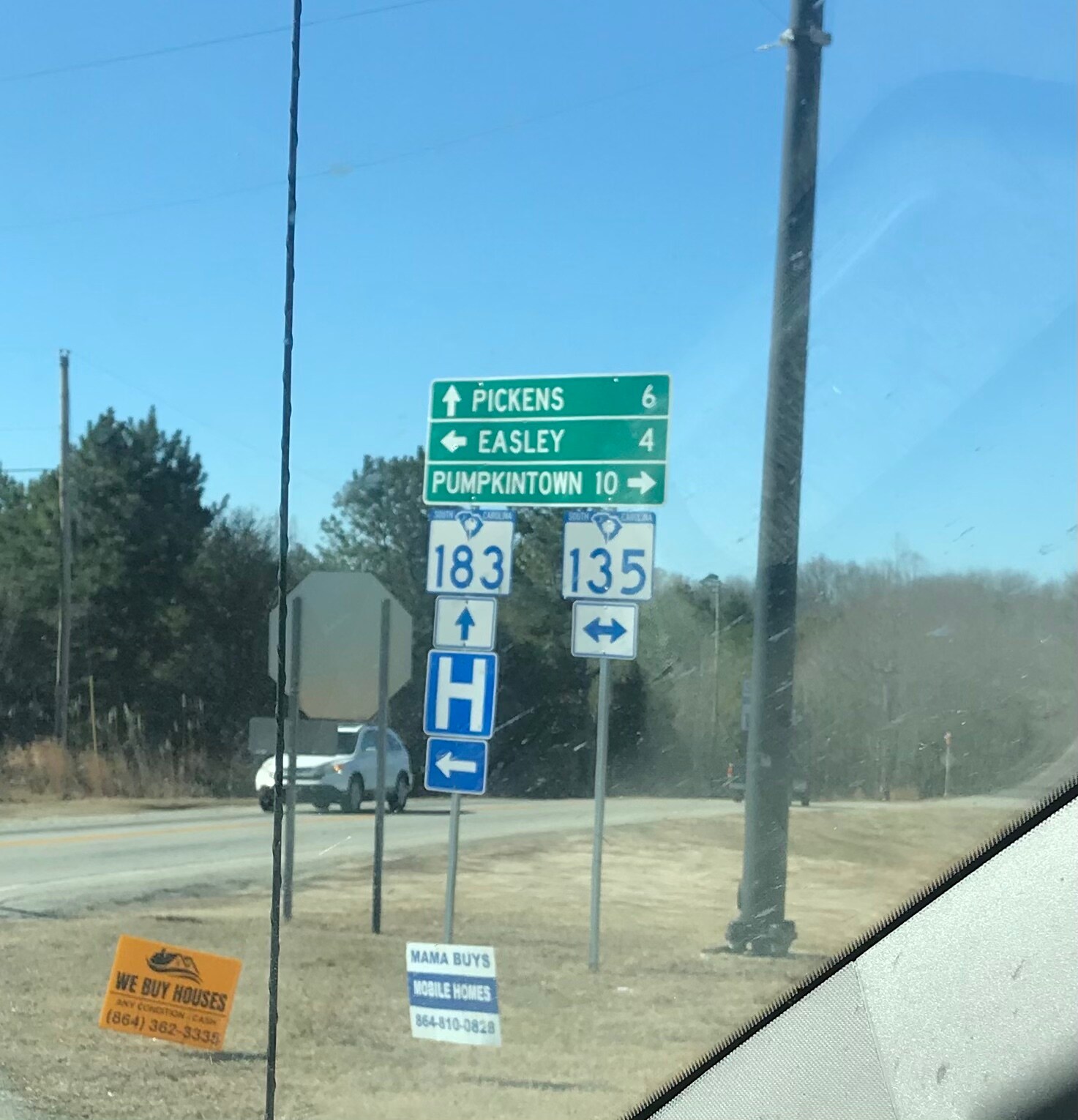 Close to everything and yet Welcome to the Country! No pet Policy - 1619 Cedar Rock Church Rd