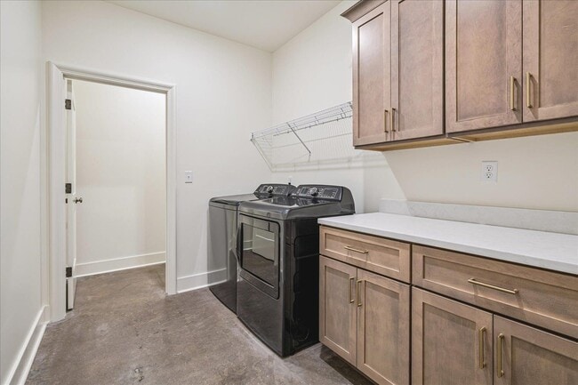 Building Photo - 3556 Carnes Ave