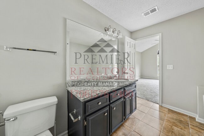 Building Photo - 8440 Canaan Dr