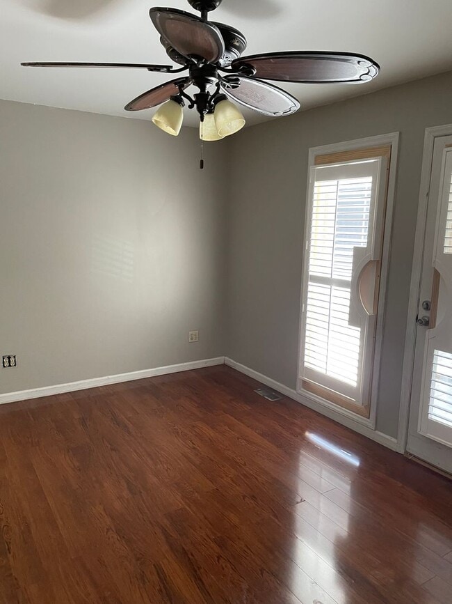 Building Photo - 3 bedroom Bathroom House in River Run Planation