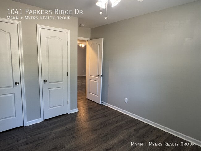 Building Photo - 1041 Parkers Ridge Dr