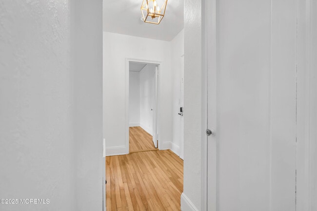 Building Photo - 400 Deal Lake Dr