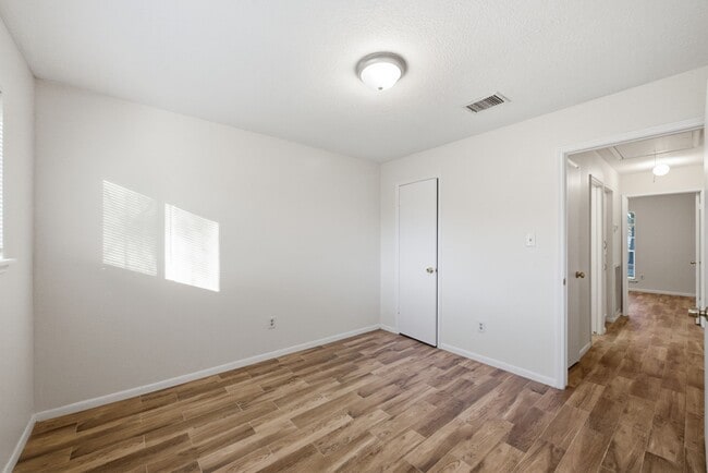 Building Photo - 22306 Waynoka Rd