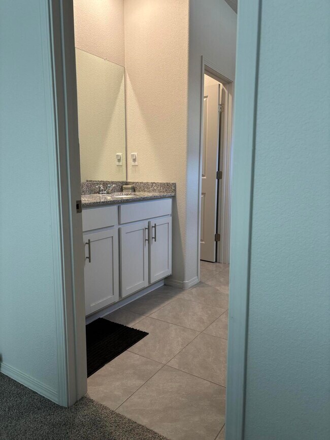 Building Photo - 2444 Talisker St NE