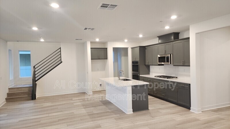 Building Photo - 41186 Harvey Mudd Dr