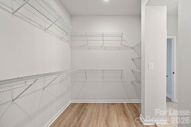 Building Photo - 8054 Houser St