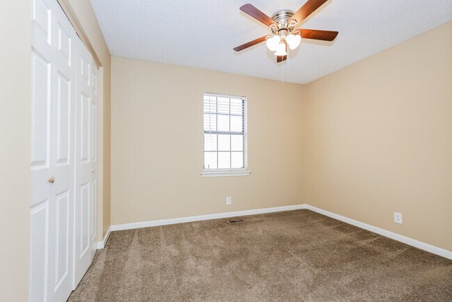 Building Photo - 4829 Catskill Dr