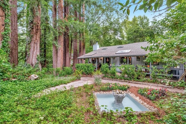 Building Photo - Picturesque Mountain retreat just 21 miles...