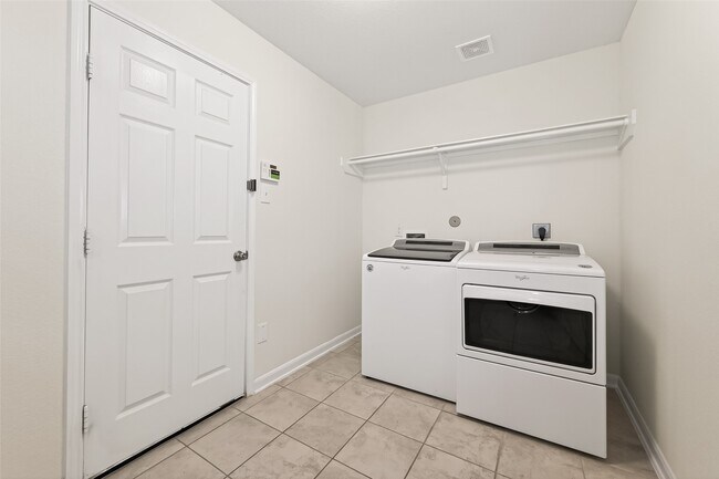 Building Photo - 28407 Bobcat Bayou Dr