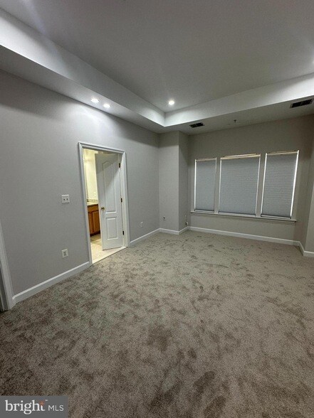 Building Photo - 23323 Brewers Tavern Way