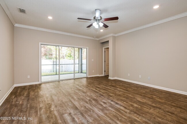 Building Photo - 15916 Baxter Creek Dr