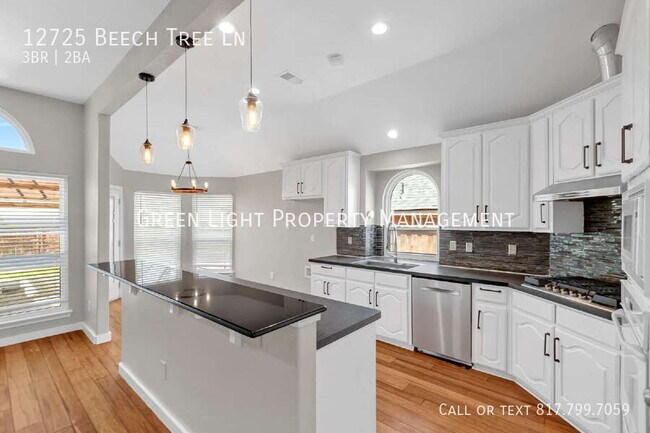 Building Photo - 12725 Beech Tree Ln