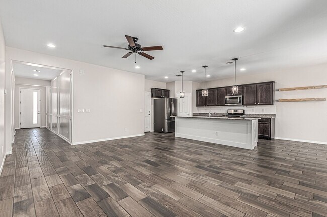 Building Photo - Single Story Home in Eastmark