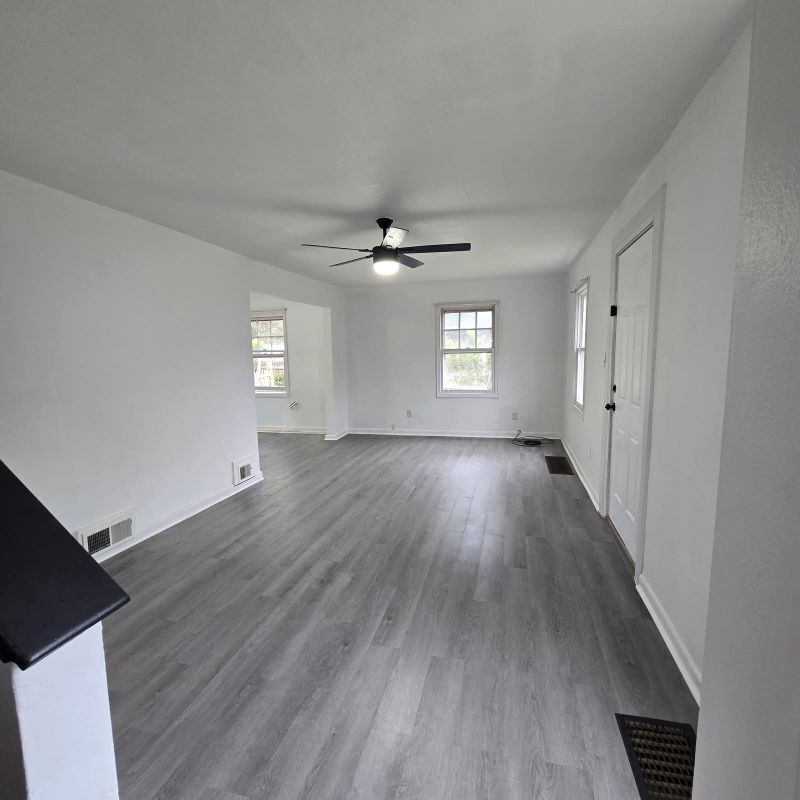 Building Photo - 21676 N Essex Dr