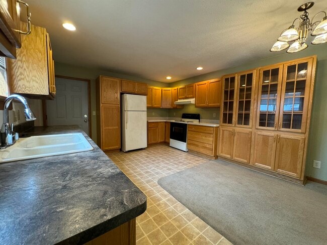 Building Photo - 116 North St