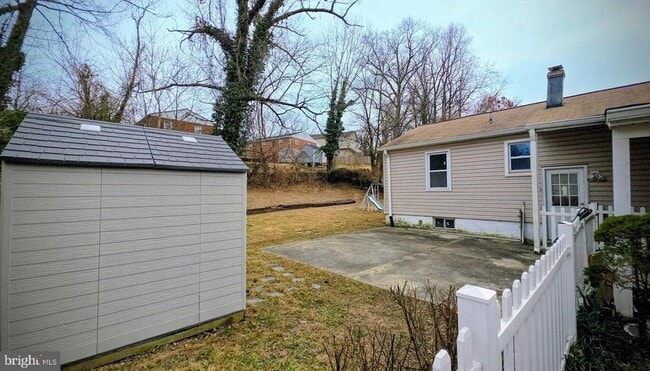 Building Photo - 12217 Valleywood Dr