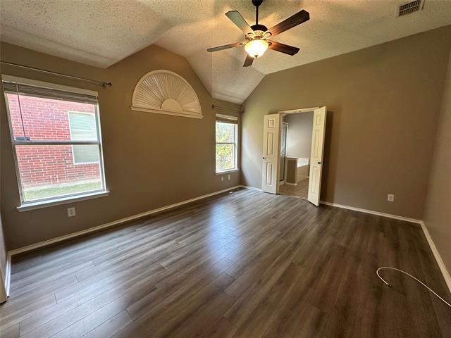Building Photo - 7201 Lazy Meadow Ln