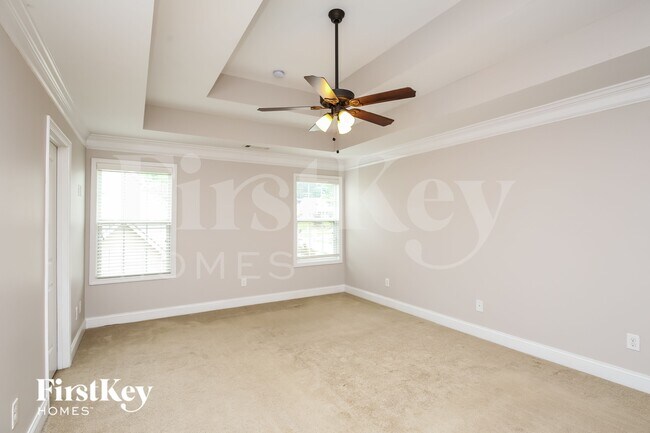Building Photo - 6310 Spring Cove Dr