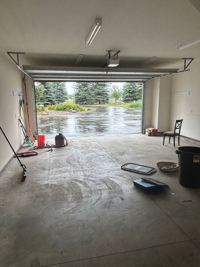 Building Photo - Amazing Home on the River with Greenhouse,...