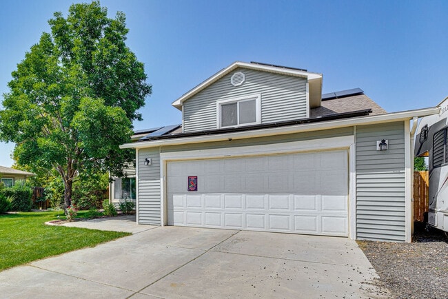 Building Photo - 367 N Lake Ct