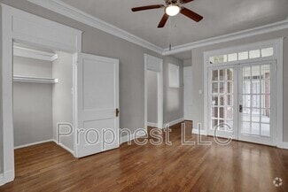 Building Photo - 310 S Cleveland St