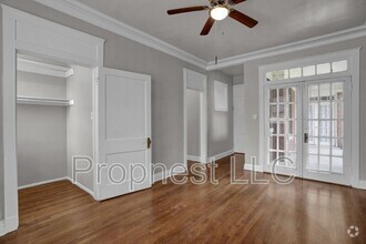 Building Photo - 310 S Cleveland St