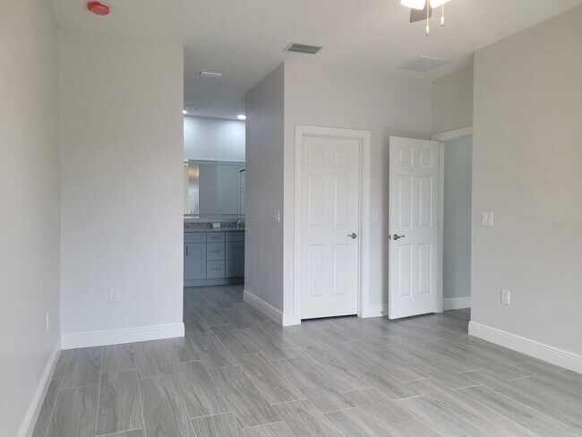 Building Photo - 13032 Agatha Ln