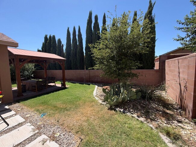 Building Photo - 1815 Lanette Dr
