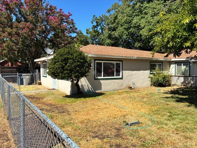 Primary Photo - 3941 53rd St