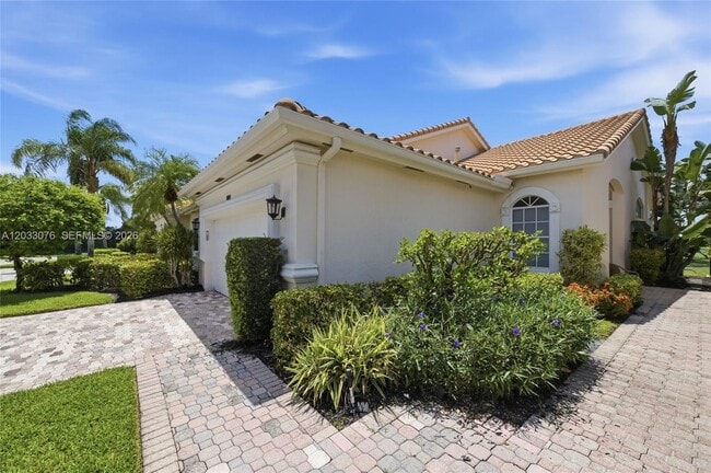 Building Photo - 8141 Sandpiper Way