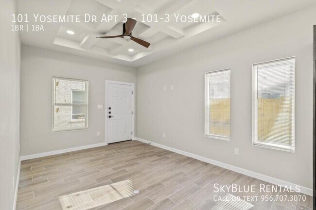 Building Photo - 101 Yosemite Dr