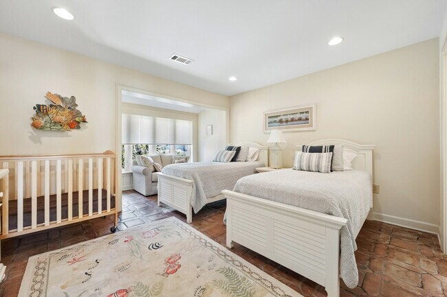 Building Photo - 409 Debordieu Blvd